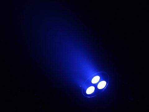 DMX512 3 LED RGBWA-UV ستة ألوان LED يمكن أن تؤدي الضوء