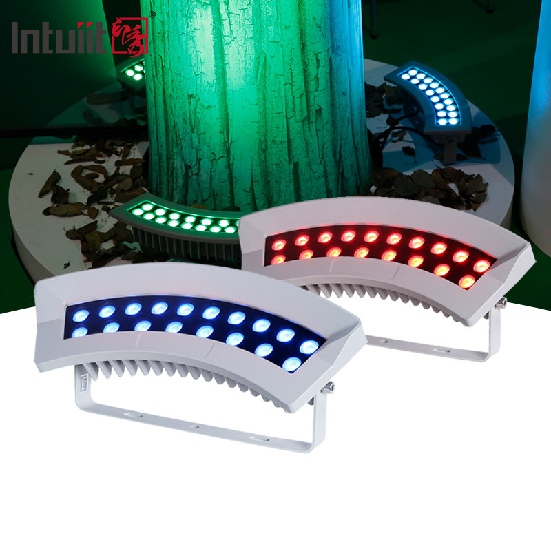 ضوء شجرة العناق الجديد من نوع DMX LED الألومنيوم 36W IP65 أضواء الشجرة في الحديقة الخارجية