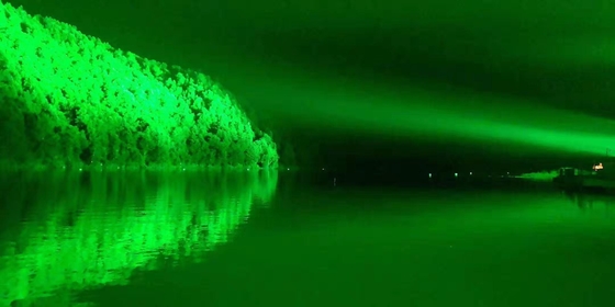 Dmx RGBW 4 في 1 ضوء غسيل الحائط LED ضوء غسيل الحائط LED ضوء غسيل الحائط LED ضوء غسيل الحائط 40X10W
